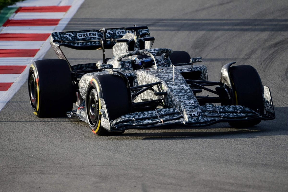 Valtteri Bottakselle kertyi uuden auton ohjaimissa Katalonian radalla yhteensä 23 kierrosta. LEHTIKUVA / AFP