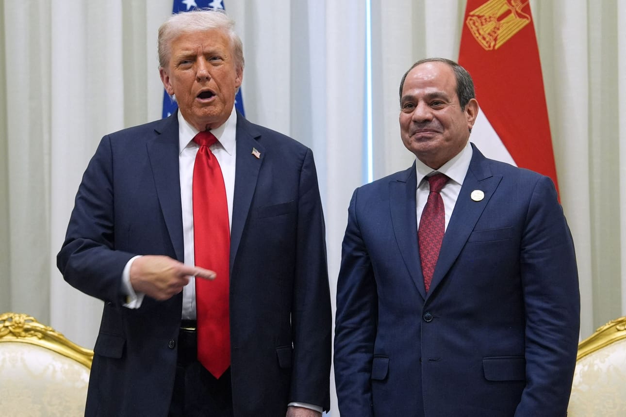USA:n presidentti Donald Trump isännöi Sharm el-Sheikhissä Gaza-rauhankokousta Egyptin presidentin Abdel Fattah al-Sisin kanssa. LEHTIKUVA/AFP