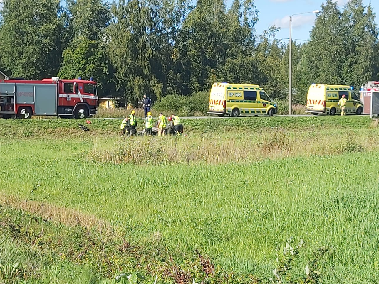 Onnettomuuspaikka on saatu tyhjennettyä, eikä haittaa muulle liikenteelle ole.