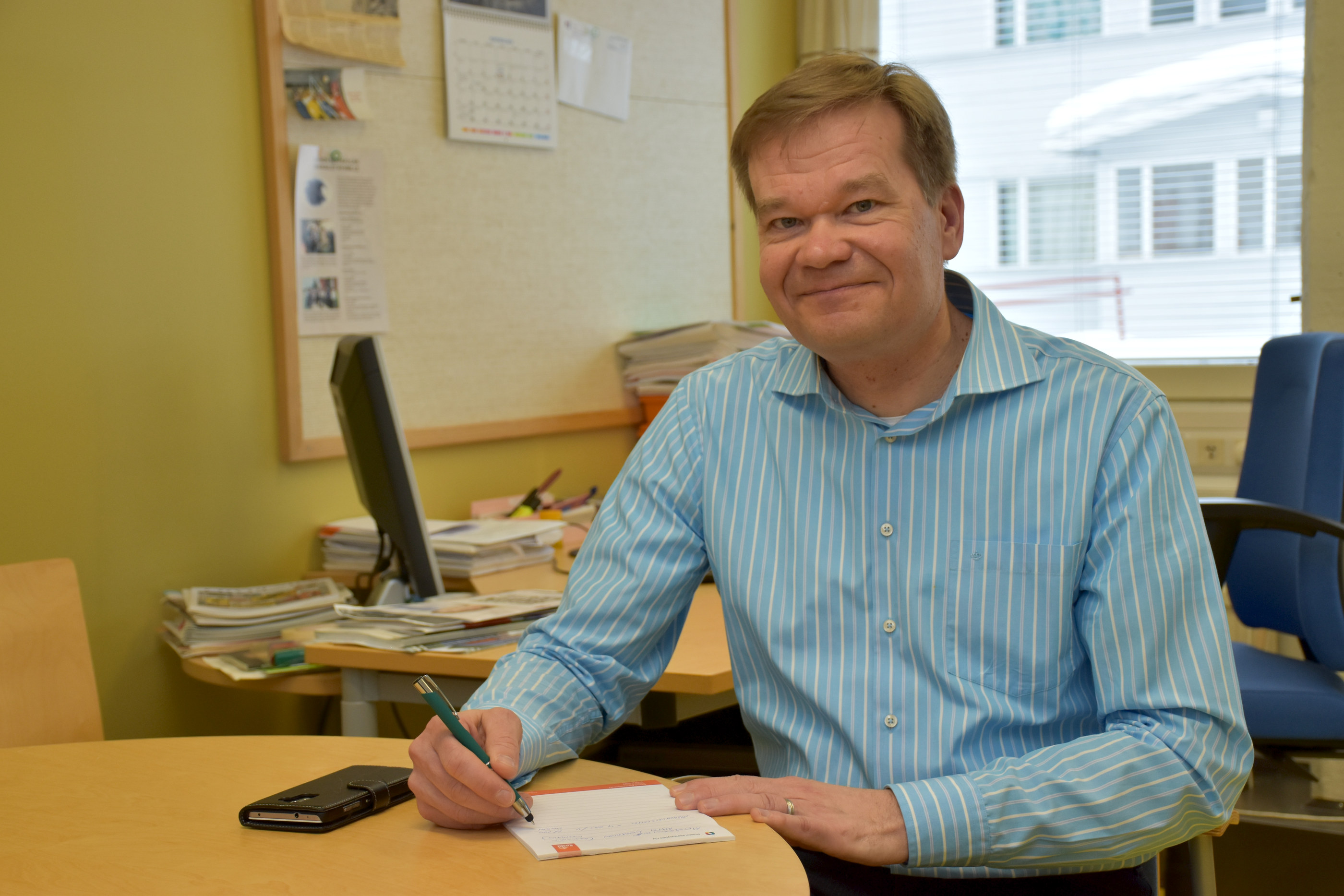 Elinkeinokoordinaattori Veli-Matti Ruotsalainen kutsuu posiolaiset yrittäjät koulutusiltaan, jossa käydään läpi strategiaan kirjattuja teemoja, ja sitä, miten yrittäjät pystyisivät niitä hyödyntämään.
