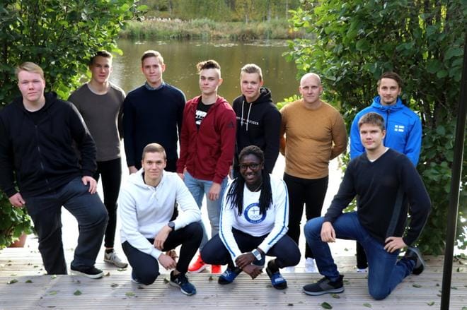 Yleisurheilukautta pantiin pakettiin lauantaina ja samalla katseita suunnattiin tulevaan. Kuvassa Ankkurien SM-urheilijoita. KUVA: SAILA COLLANDER