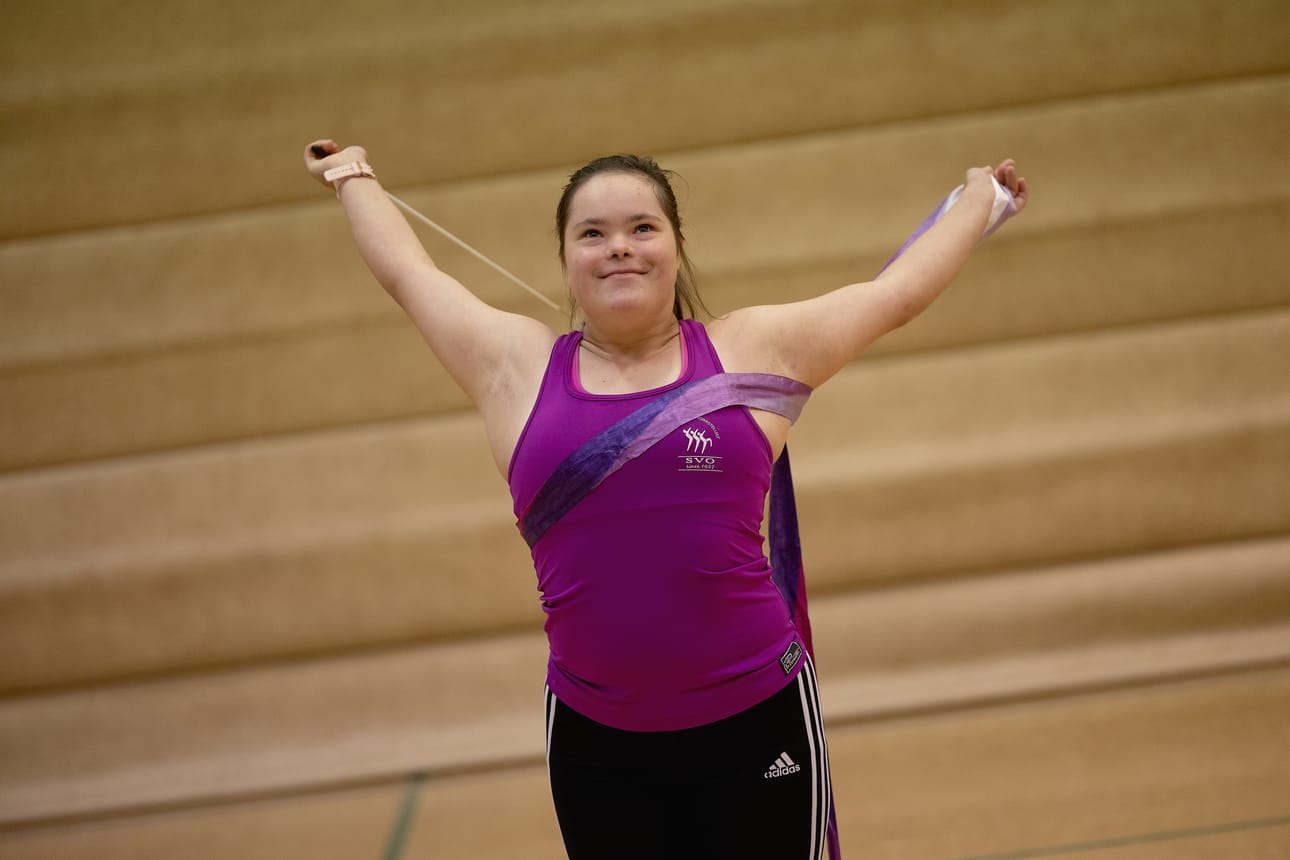 Seinäjoen Voimistelijoiden Veera Luhtanen valittiin edustamaan Suomea ensi kesänä järjestettävissä Special Olympics -kisoissa. Suomen Sisujengiin kuuluu Luhtasen lisäksi 64 muuta urheilijaa.