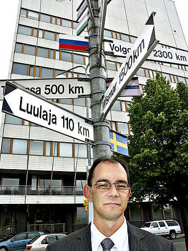 Muutama viikko sitten nimitetyn kansliajohtaja Jukka Vilénin tehtäviin kuuluvat myös kansainväliset asiat.