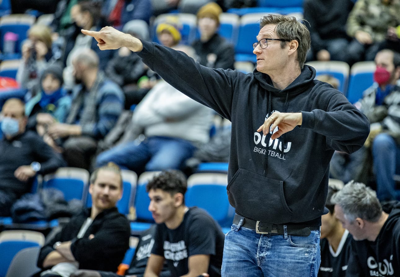 Päävalmentaja Juha Valkama on varma, että Oulu Basketball on jälleen löytänyt laadukkaat amerikkalaisvahvistukset.