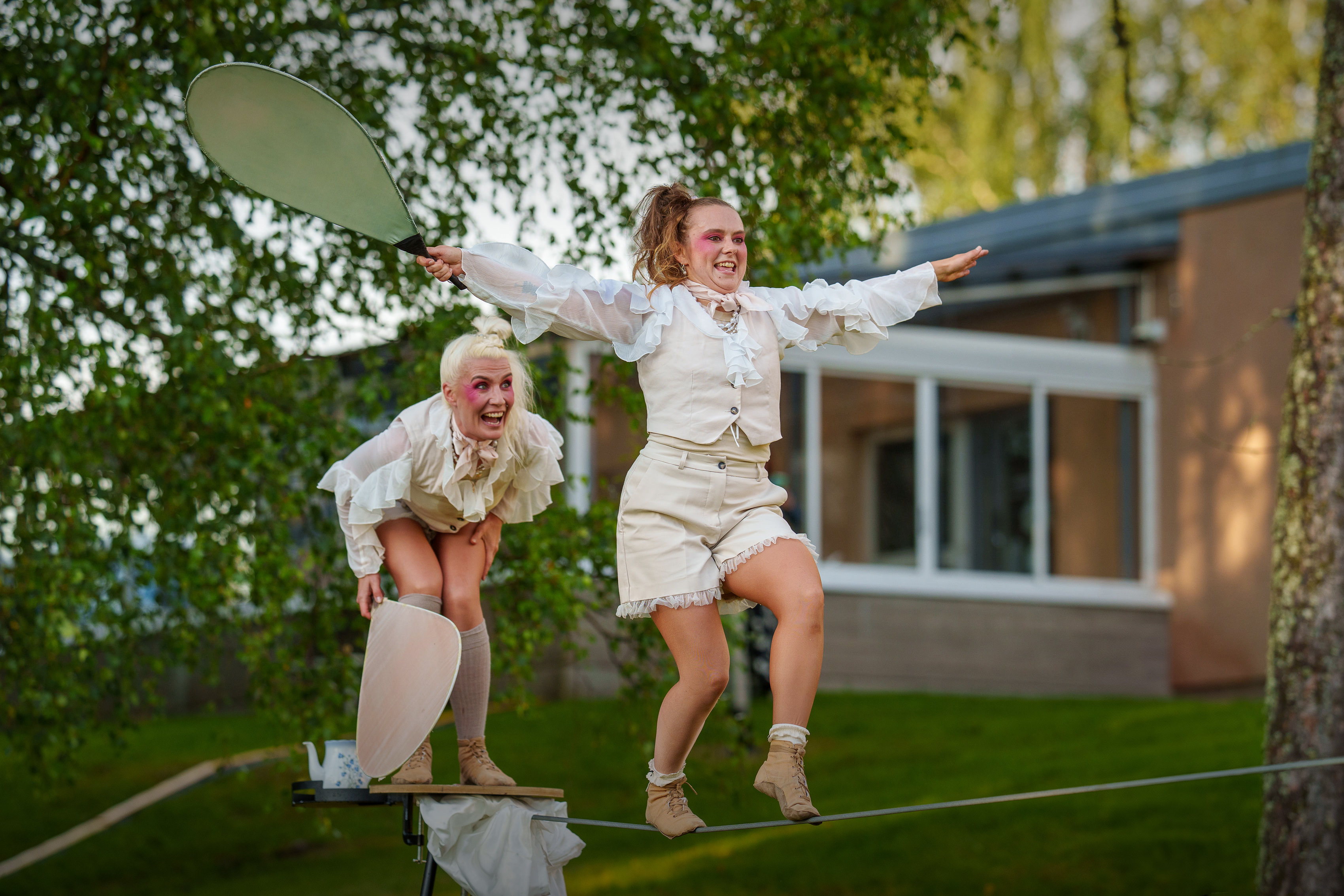 Uusi nykysirkusfestivaali levittäytyy ympäri Oulua – viisi syytä kokea Circus Festival OU
