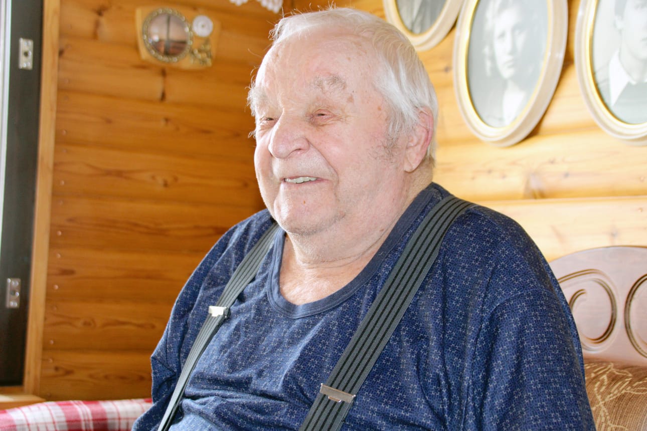 Maanviljely on Pentti Kukkohovilla verissä ja hän vieläkin kiertää tiluksia ja seuraa tilan tapahtumia. Iltaisin hän malttaa jo istua sohvalla Annikin kanssa käsi kädessä telkkaria katsomassa.