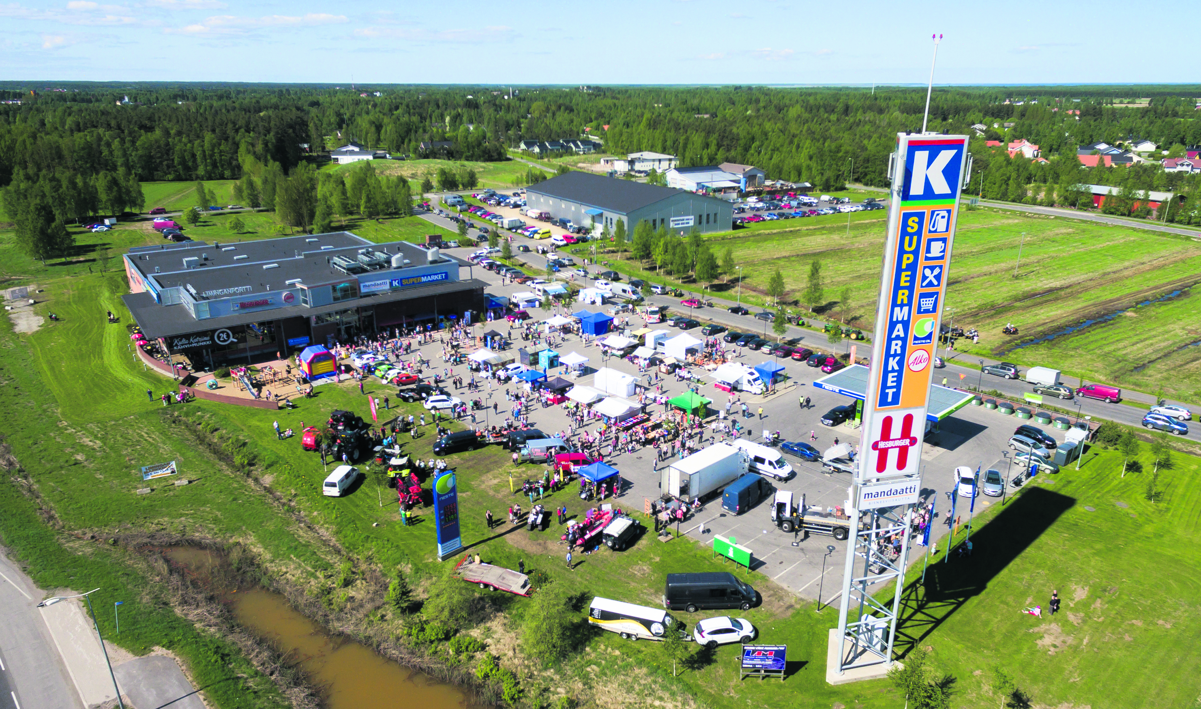 Liminganportissa riitti viime vuonna Kevätmarkkinoiden aikaan vilskettä.
