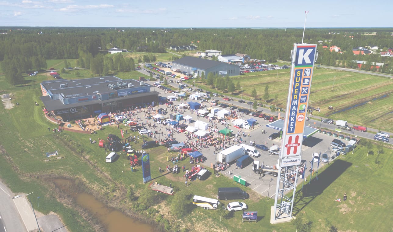Liminganportissa riitti viime vuonna Kevätmarkkinoiden aikaan vilskettä.