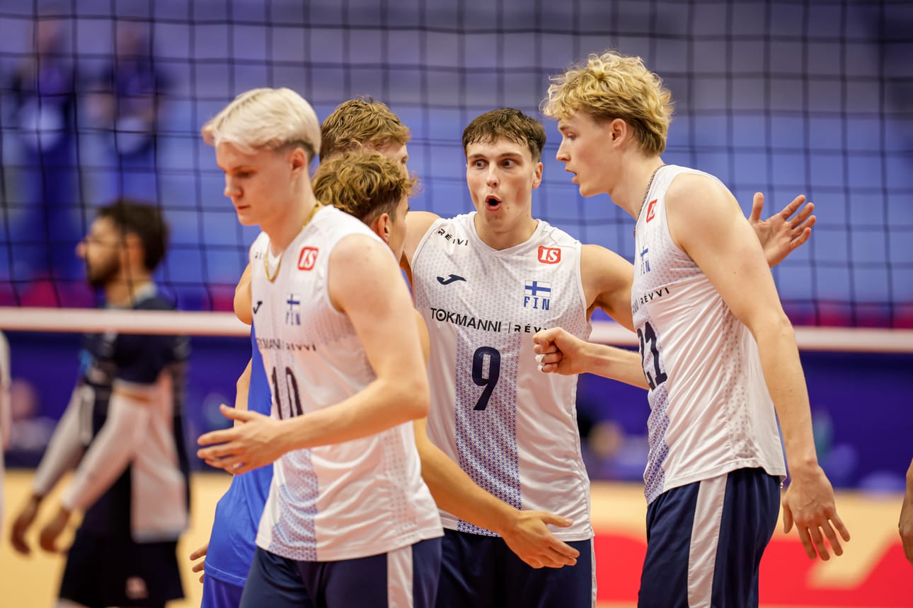 Kauhavan Wisan kasvatti Santeri Välimaa nähtiin kentällä, kun Suomi kaatoi viidennessä erässä Kreikan ja eteni lentopallon EM-kisojen puolivälieriin.