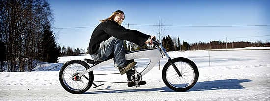 Ari Eskolan suunnittelema ja tekemä Ofudlo on kuin moottoripyörä, jossa ei ole moottoria. Pyörässä on kuitenkin kaksi vaihdetta, joita vaihdetaan vanhanaikaisesti jarruttamalla.