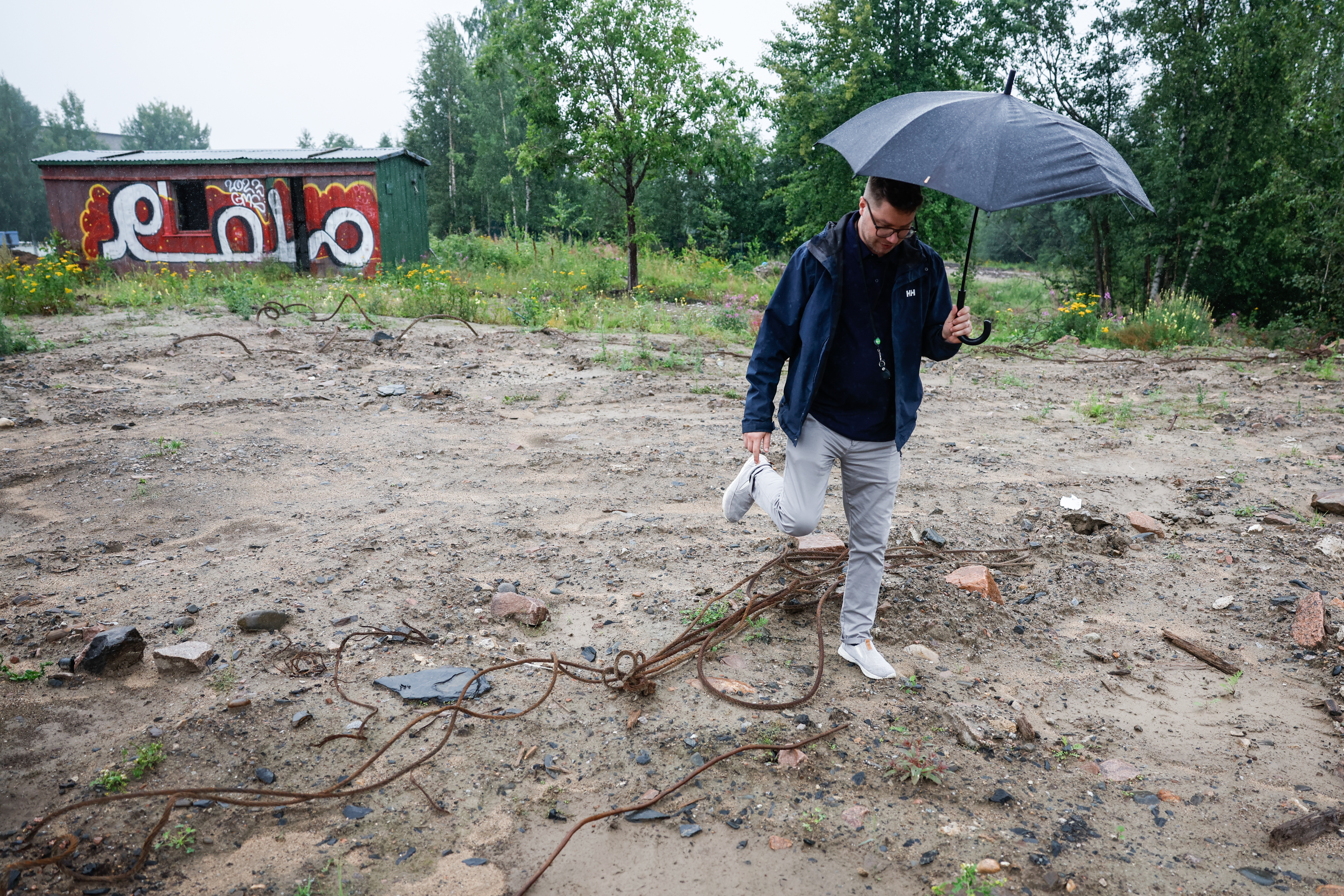 Telakkaranta in Toppilansaaari is located within the district's parade grounds, but it is a rambling wasteland. Its next task is to serve as a parking lot for the Housing Expo 2025, which will be held on the beach on the Hartanselä side of the island.