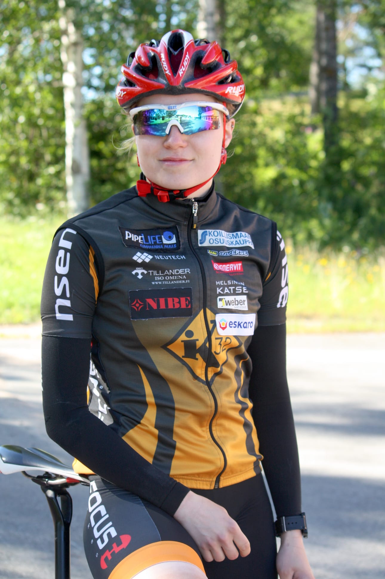 Rosa Törmänen kilpailee juuri nyt aktiivisesti.