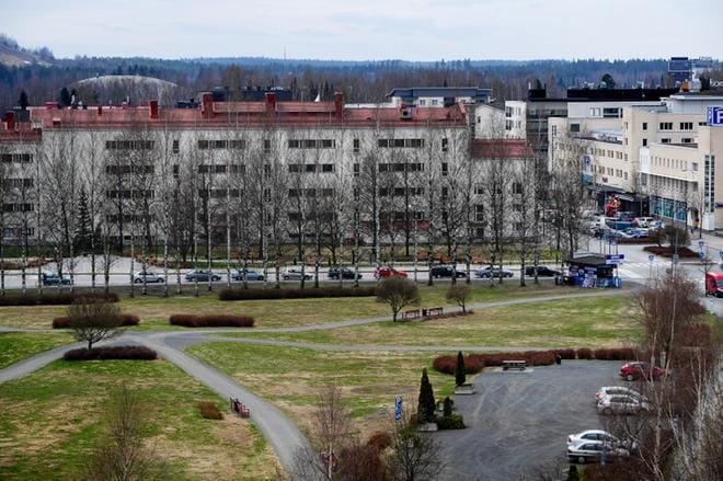 Lakeudenpuiston suunnittelu saattaa käynnistyä Seinäjoella ensi vuonna. Asukkaat pelkäävät, että puisto häviää, mutta päättäjien mielestä 1,5 hehtaariin mahtuu myös rakennuksia. Kuva: Jaakko Elenius