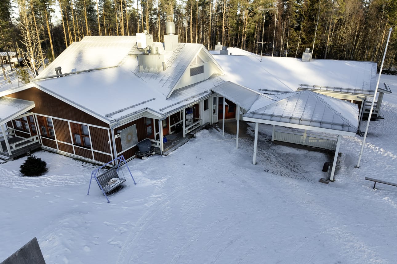 Rakennusvalvonta on myöntänyt Kultalan leirikeskukselle purkuluvan.