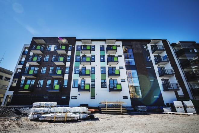 Velka-aste on noussut Suomessa enemmän kuin muissa Pohjoismaissa. Ovatko asunnon ostajat esimerkiksi varautuneet normaaliin korkotasoon nykyisten matalien korkojen jälkeen. Kevan sijoitusstrategi epäilee, että eivät. KUVA: Miikka Kiminki