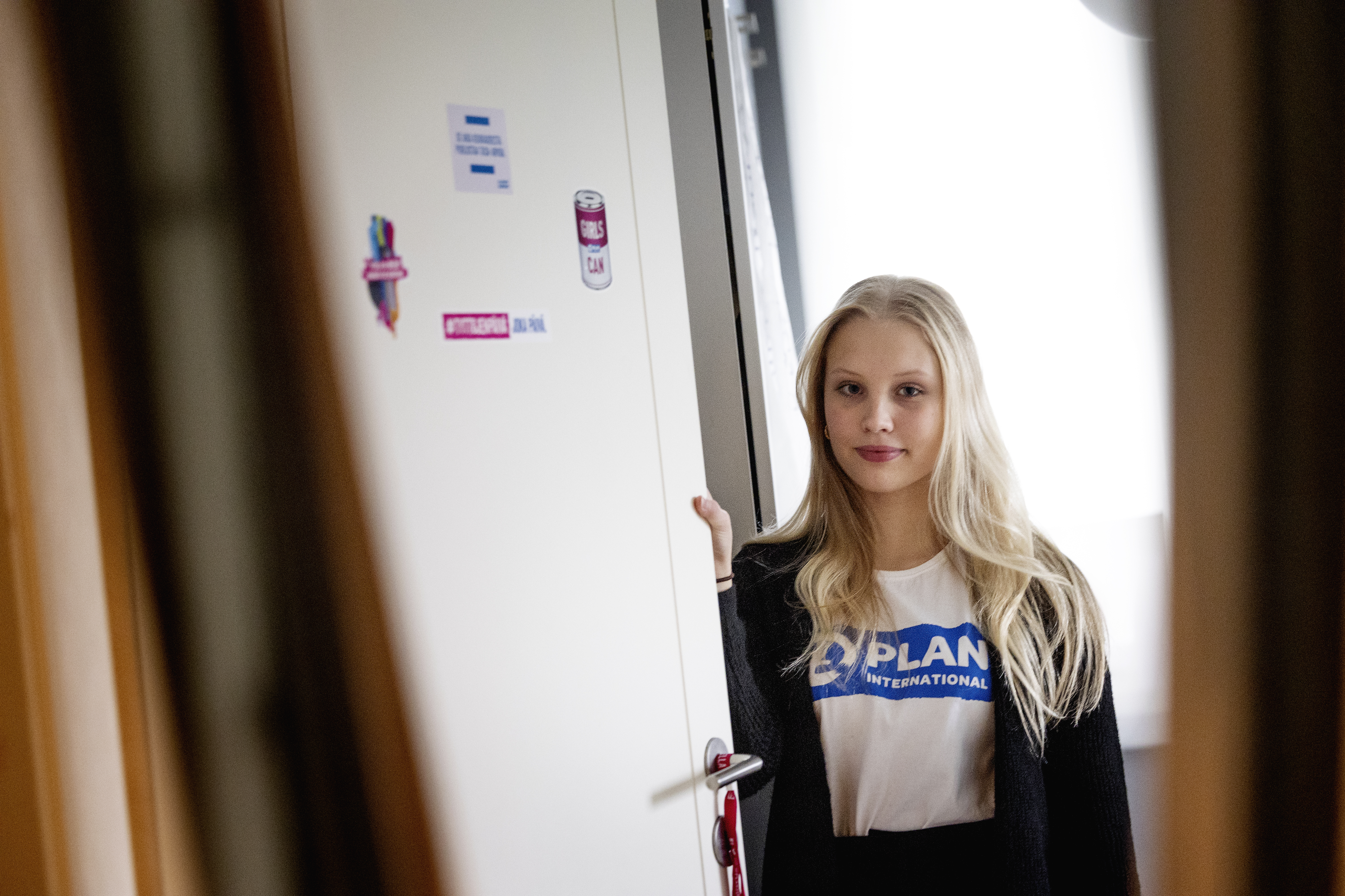 Ilmajokelainen Eedit Ojala, 15, hyppää finanssijätin pääjohtajan saappaisiin ja avaa ovea tasa-arvolle työelämässä