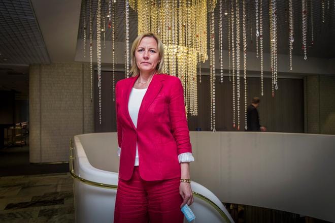 Ilze Juhansone ei spekuloi mahdollisilla uusilla yhteisvelkaan perustuvilla tukipaketeilla.