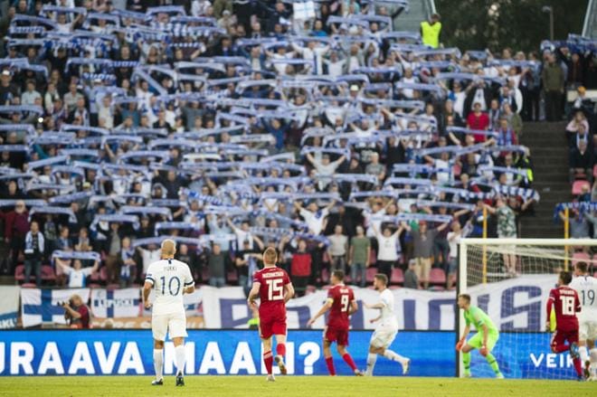 Suomen ensimmäistä Kansojen liigan ottelua seurasi Tampereella lauantaina yli 10 000 katsojaa.