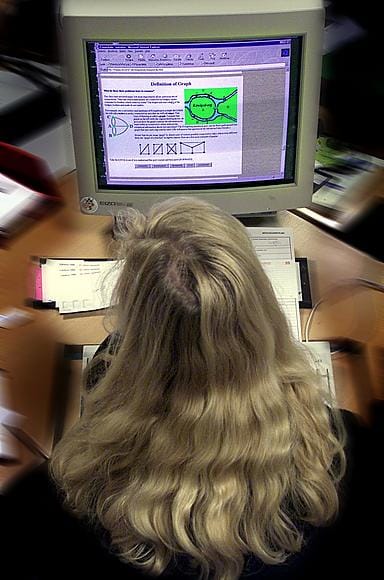 Puolueiden sivustot ovat hyvin dokumenttipainotteisia