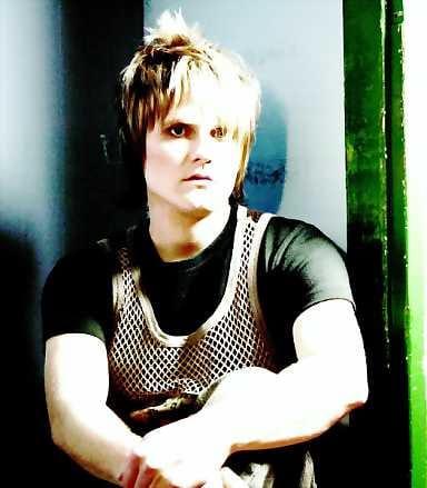 Single ulos. Mikko Pietilä on keikalla uuden bändinsä kanssa 45 Specialissa perjantaina.