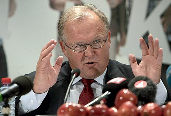 Pääministeri Göran Persson lateli ruotsalaisille kauniita vaalilupauksia.