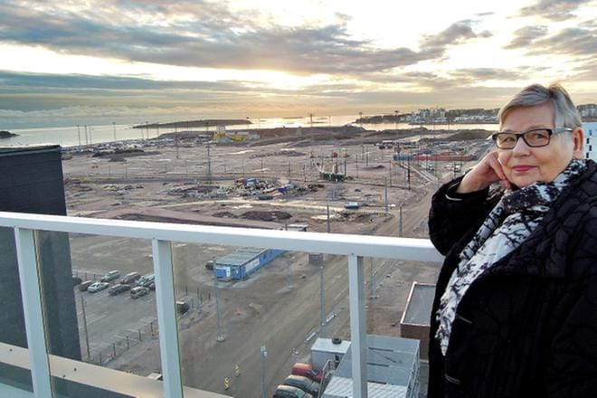 Pirkko Paaermaan äänestyspaikka on Helsingin Ruoholahdessa. Sinne hän ei jalka kipsattuna nyt kuitenkaan pääse, joten ääni jää antamatta.