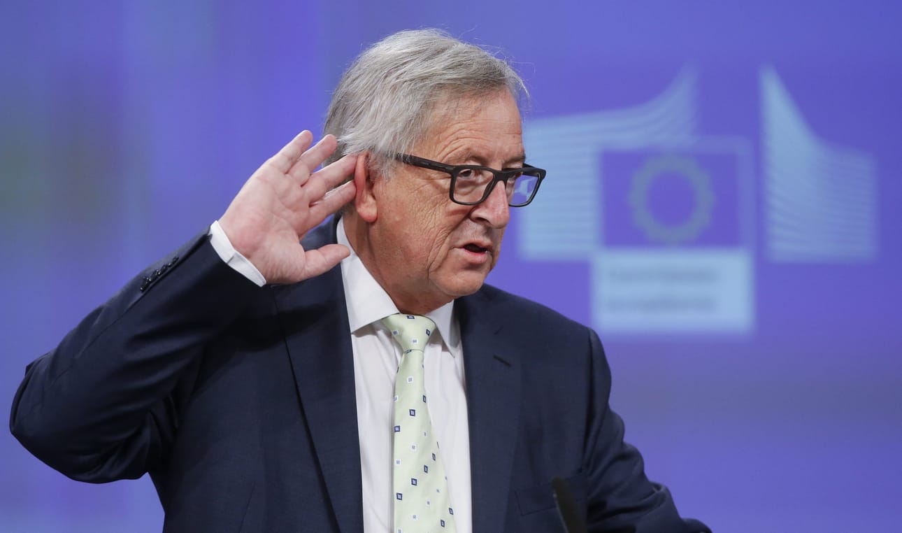EU-komission puheenjohtaja Jean-Claude Juncker vertaa Britannian EU-eroa avioeroon.