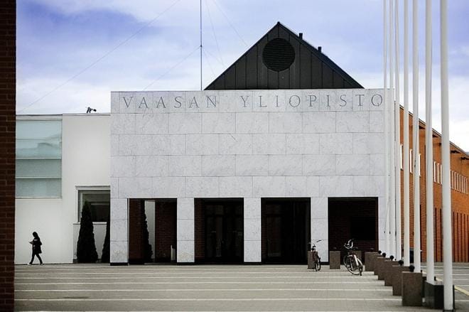 Vaasan yliopiston kauppatieteiden kandidaatin tutkintoon haki tänä vuonna reilu 3 600 henkilöä.