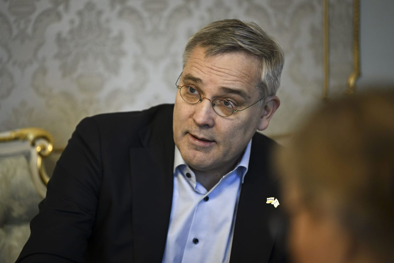 Suomen Yrittäjien toimitusjohtajan Mikael Pentikäisen mukaan lakoilla syvennetään Suomen talouden ongelmia ja vähennetään entisestään yritysten haluja investoida Suomeen. LEHTIKUVA / Emmi Korhonen