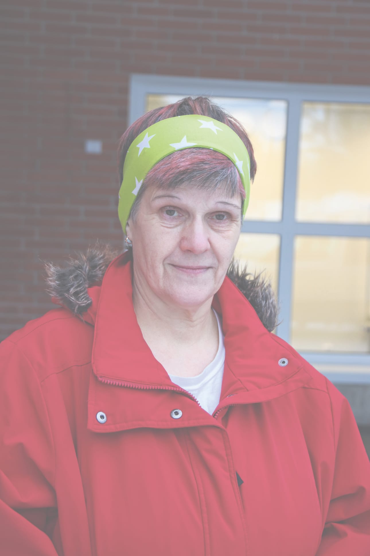 Eila Indren, 57 ”On mahtavat. Ikää kun tulee niin osaa arvostaa. Henkilökunnallekin on hyvä, että tuli uudet tilat. Olen aina saanut sen palvelun mitä olen halunnut. Palvelut toimivat hyvin, kunhan tietää systeemit ja milloin pitää soittaa. Kempeleessä on hyvä asua.”