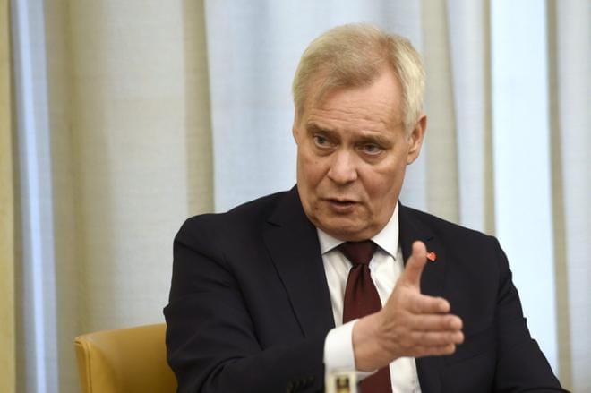 Eduskuntapuolueiden edustajat valitsivat odotetusti sdp:n puheenjohtajan Antti Rinteen hallitustunnustelijaksi. LEHTIKUVA / MARKKU ULANDER