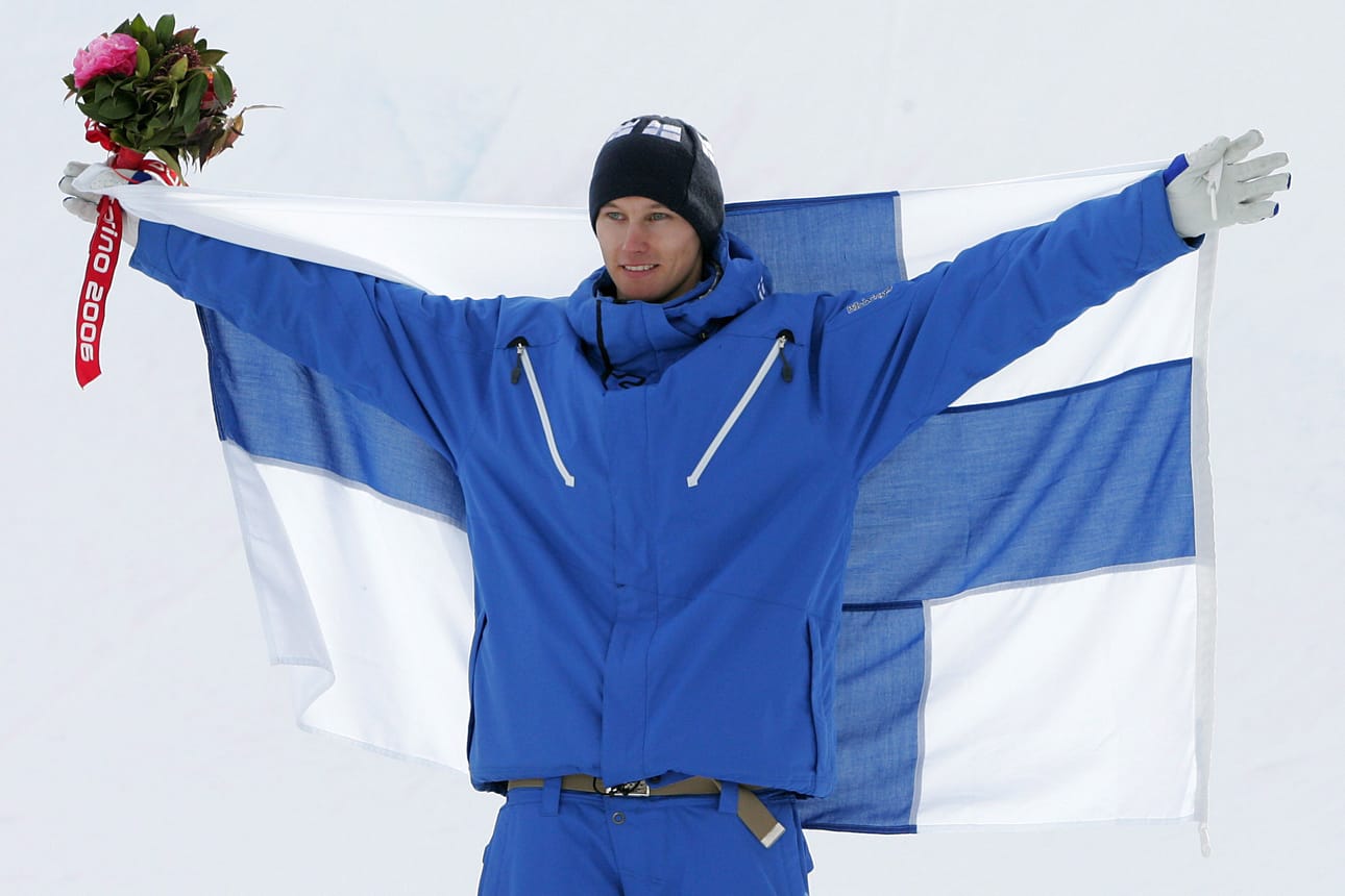 Markku Koski juhli historiallista olympiapronssiaan hillityn rauhallisesti. Sievin kasvatille kisa oli vain yksi muiden kisojen joukossa.