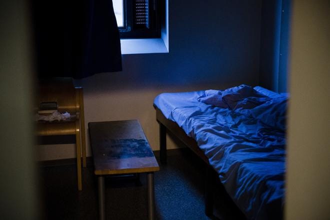 Seksuaalirikoksista on vaadittu viime päivinä nykyistä pidempiä tuomioita. Keskustelu käynnistyi Oulussa ja Helsingissä paljastuneista seksuaalirikosepäilyistä. Kuvassa on selli Vantaan vankilassa.