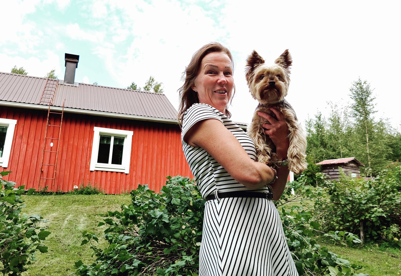 Kauhajoen hyvinvointijohtaja Eija Liikamaa aloitti Taivalkosken kunnanjohtajana kesäkuun alussa, mutta nyt hän palaa Oliver-koiransa kanssa takaisin Kauhajoelle entiseen virkaansa, josta hän oli ollut virkavapaalla. Arkistokuva