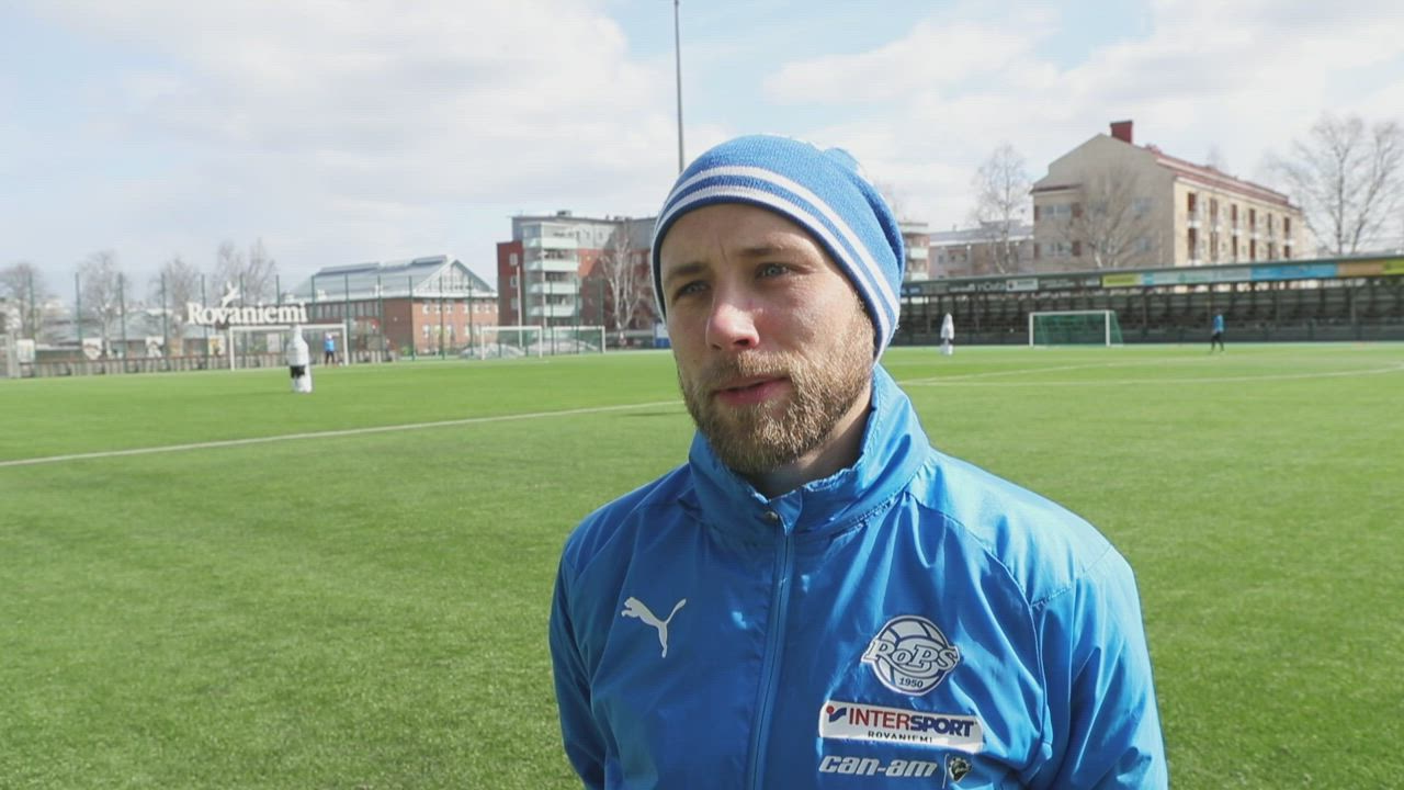 Rovaniemen palloseuran Eetu Muinonen.