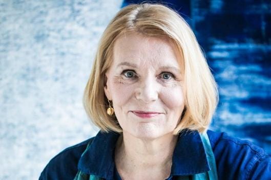 Heidi Köngäksen romaani ja monologi Sandra kertoo kirjailijan isoäidistä ja sisällissodan kosketuksesta. Lauantaina suosittu monologi nähdään Seinäjoella. KUVA: OTAVA