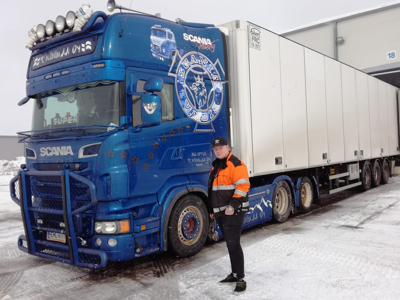 Jaakko Niinimaa ja vaihtoehtoinen koulunpenkki