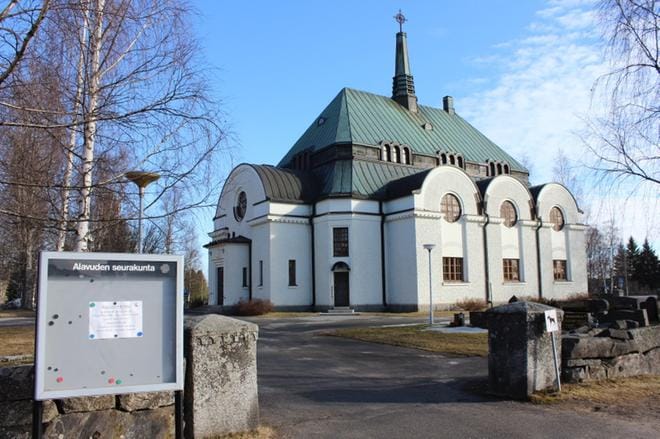 Alavuden seurakunta on aloittanut taloustoimistoyhteistyön Kuortaneen ja Ilmajoen seurakuntien kanssa viime marraskuun alussa. Nyt mukaan yhteistyöhön on tulossa myös Isonkyrön seurakunta. Kuva: Reijo Heikkilä