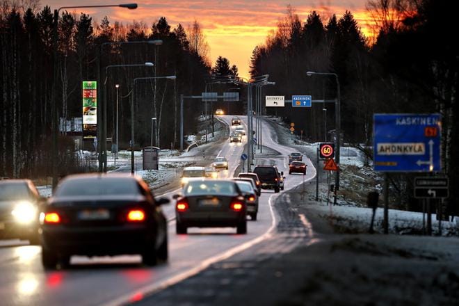 Kantatien 67 varressa Ilmajoen Ahonkylässä sijaitsevaan liikerakennukseen etsitään parhaillaan vuokralaisia. Arkistokuva: Tomi Kosonen