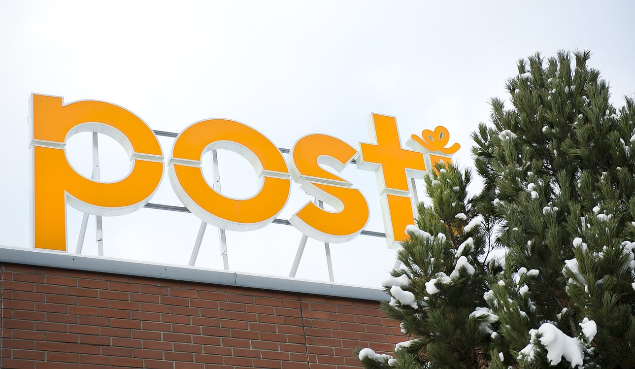 Postin viestintäjohtaja kiistää, että Demokraatti-lehdet olisivat olleet Postilta hukassa. Demokraatissa ollaan toista mieltä.