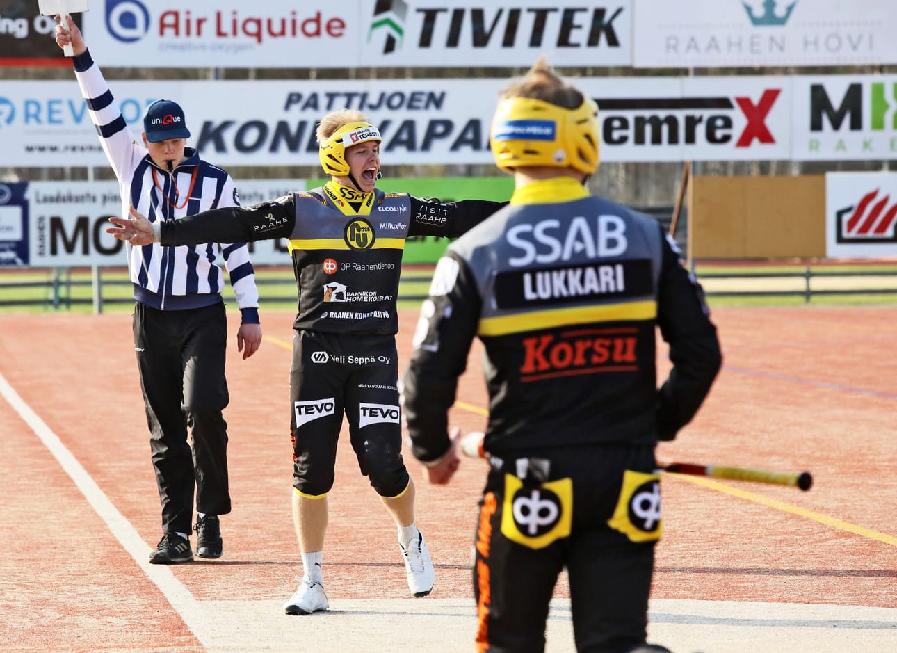 PattUn kärkietenijä Mikael Mäkelä täräytti supervuorossa kunnarin Vimpeliä vastaan.