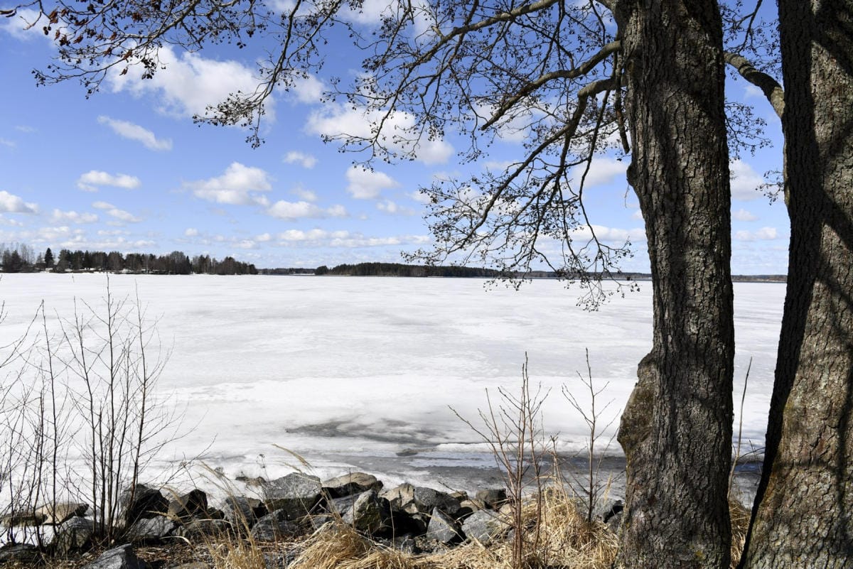 Viikon vaihtuessa maan etelä- ja keskiosissa on aurinkoista. LEHTIKUVA / Emmi Korhonen