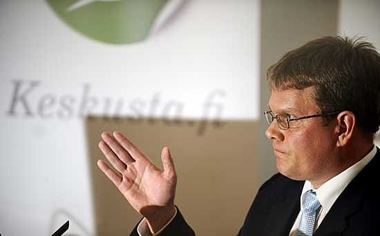 Keskustan puoluesihteeri Jarmo Korhonen on vaalirahakohun keskeisiä hahmoja.