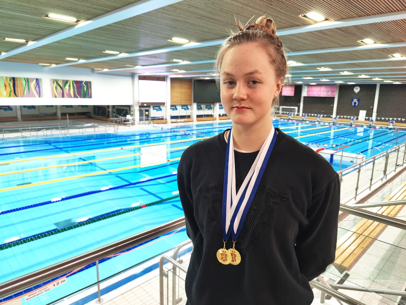 Vaasan Uimaseuran Fia Stenman, 15, voitti viikonvaihteessa lyhyen radan SM-uinneissa kaksi yleisen sarjan Suomen mestaruutta.