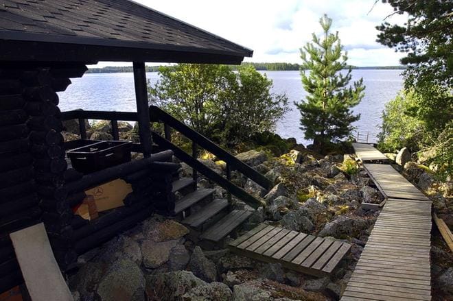 Rantamökkien keskihinnat jatkoivat laskuaan edellisvuosien tapaan Suomessa viime vuonna. ARKISTOKUVA: HARRI TOIVOLA