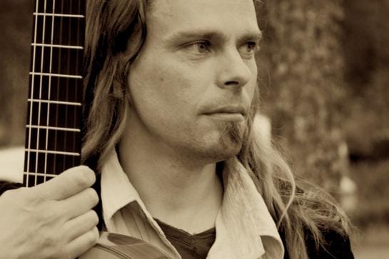 Jari Lehtosen flamenco-konsertti jatkaa Onnintuvan hyvin alkanutta konserttiohjelmistoa.