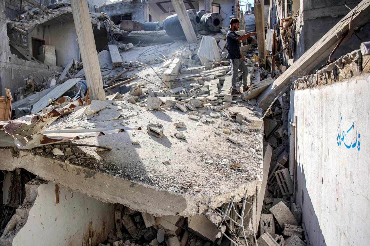 Kuolleiden joukossa on Gazan siviilipuolustuksen mukaan muun muassa Hamasin johtajan sisar. LEHTIKUVA / AFP