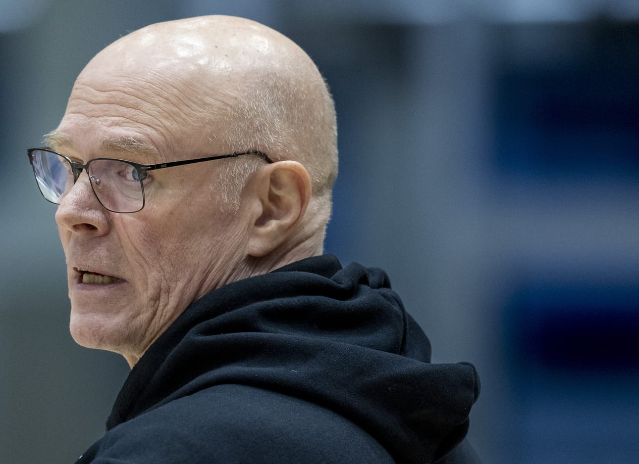 Päävalmentaja Lars Ekström haluaa paitsi voittaa myös auttaa pelaajiaan eteenpäin.