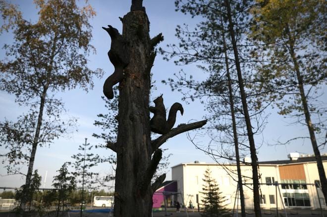 Lapua kaupunki uskoo Ritavuoren asuinalueen tonttien käyvän kaupaksi myyntikampanjassa. Alue on saanut uuden alakoulun, jonka pihamaalle rakentui alkusyksystä seikkailurata. ARKISTOKUVA: JOUKO HÄNNINEN