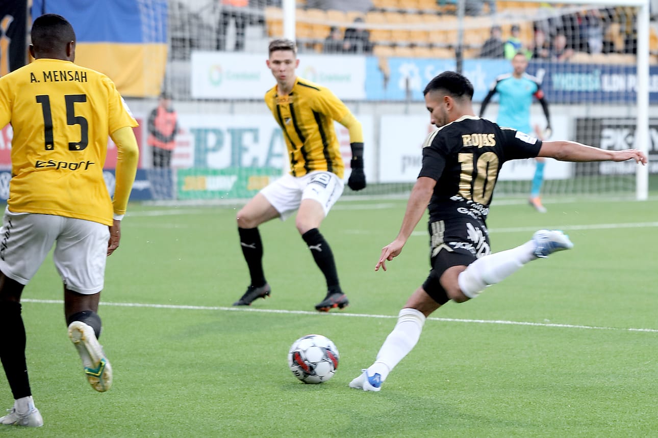 SJK:n Diego Rojas palkittiin ottelun parhaana pelaajana.